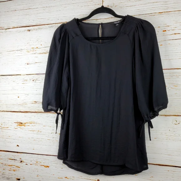 Simply Vera Wang Black Blouse - Picture 2 of 4